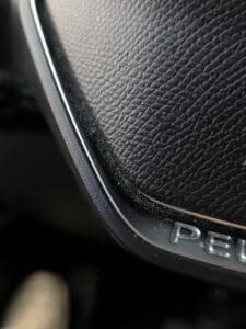 czyszczenie-kierownicy-peugeot-pred